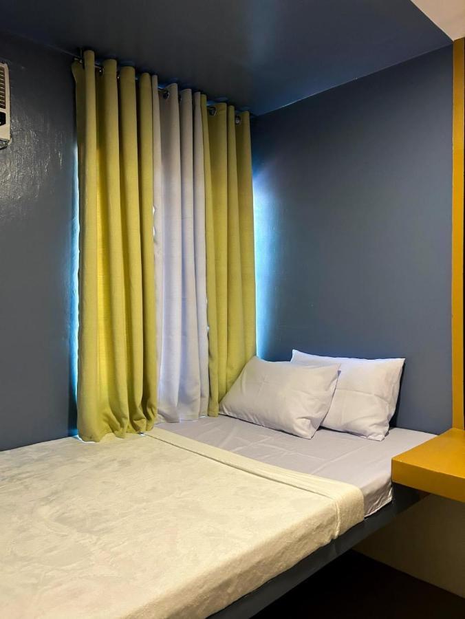 San Remigio  Mar Azul Travellers Inn And Spa מראה חיצוני תמונה